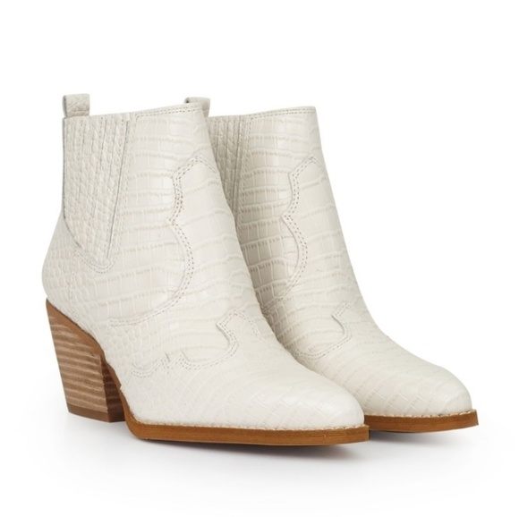Sam Edelman Shoes - Sam Edelman Winona Western Bootie sz 9 Ivory Croc